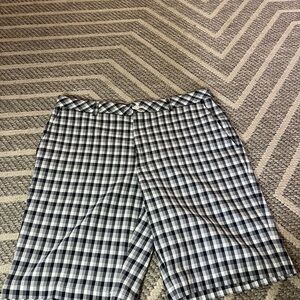 Walter Hagen Men's Checkered Flat Front Shorts